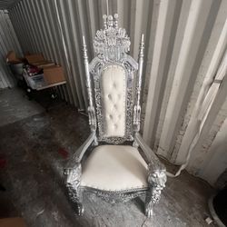 Thorn Chair 