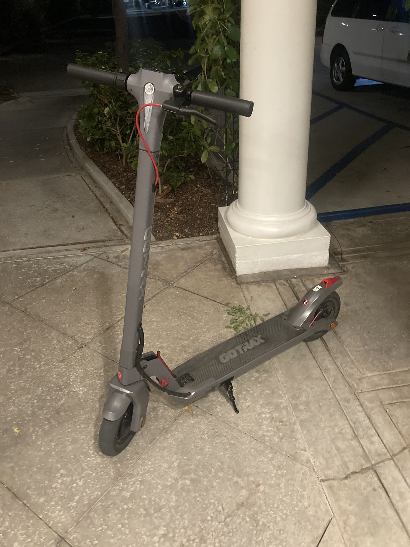 GoTrax XR Pro Read Desc.