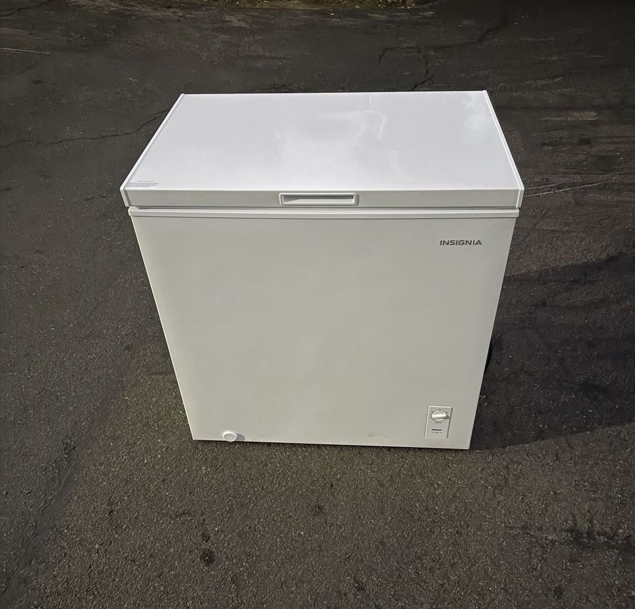 Large Deep Chest Freezer Works Great 🥶 I Offer Delivery In San Diego