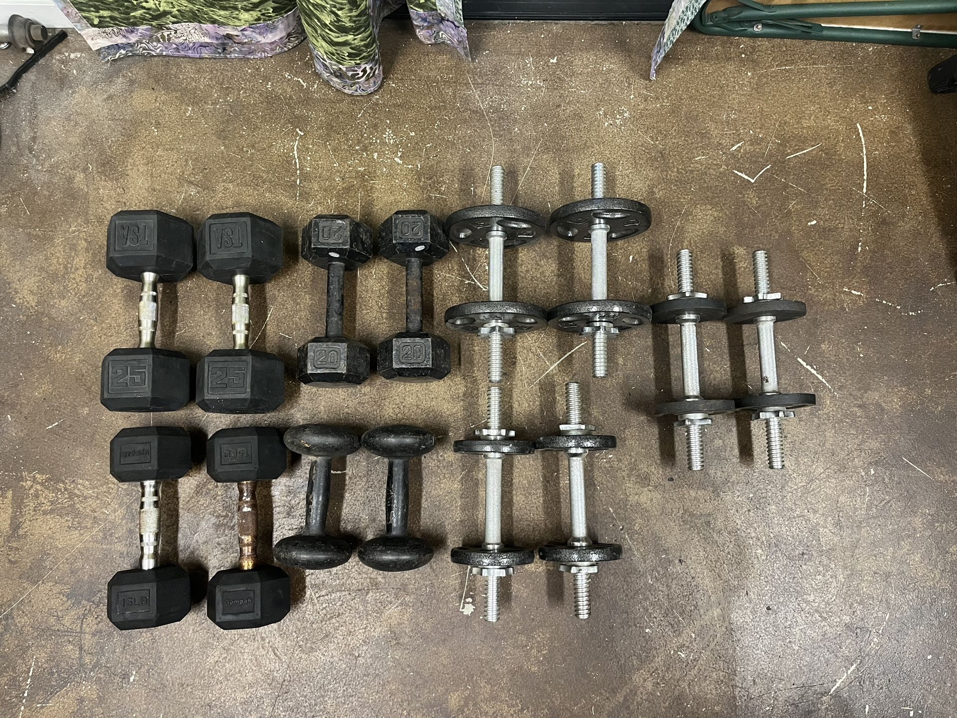 Dumbbell Set. 190 Lbs Total Weight (See Description)
