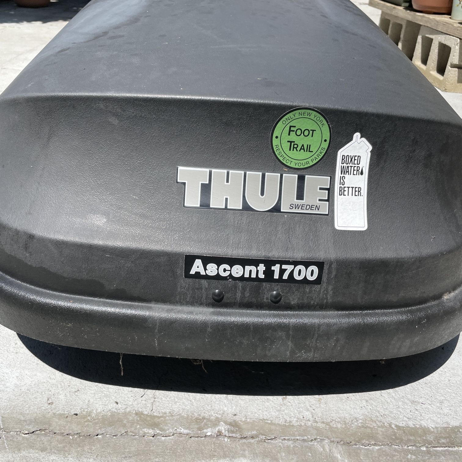 THULE BOX ASCENT 1700 for Sale in Los Angeles CA OfferUp
