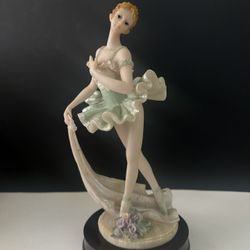 Giovanni Collection Ballerina Porcelain Figurine
