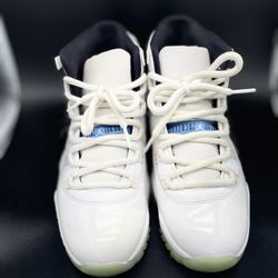 Size 8 - Jordan 11 Retro High Legend Blue