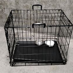 Single Door Folding Dog Crate, 24" L X 18" W X 19" H, Dog Crate with Tray
