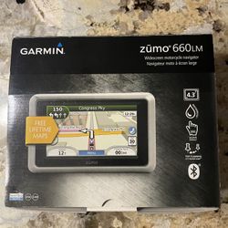 Garmin Zumo 660lm GPS Unit Plus Accessories 