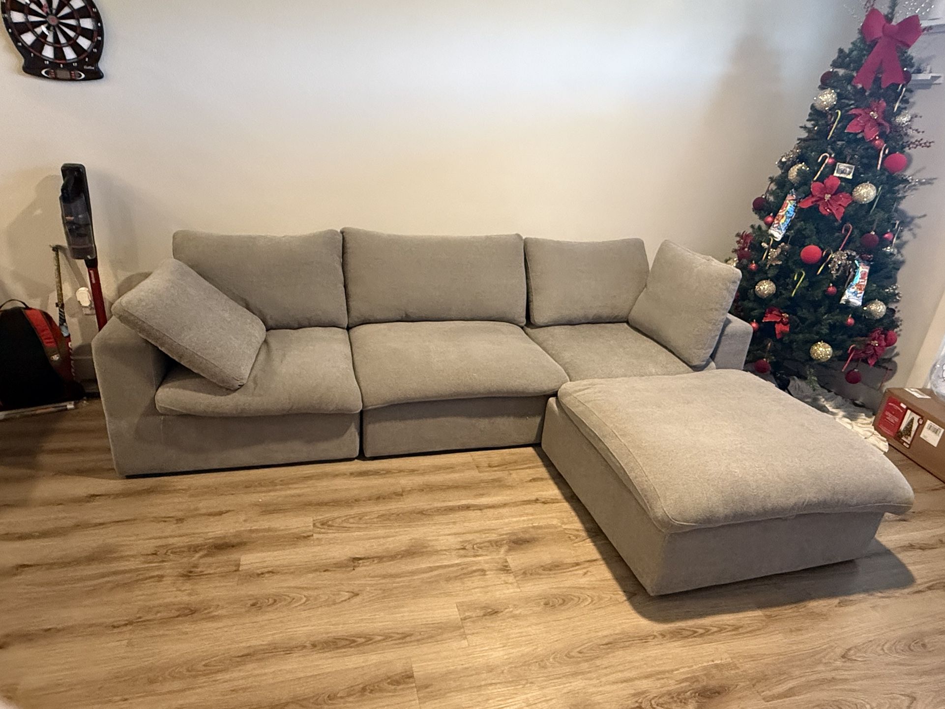 MODULAR SOFA