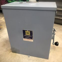 GENERATOR TRANSFER SWITCH