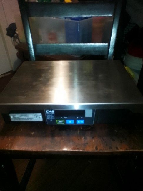 Brand New CAS PD 2Z.    Industrial Scale (30lbs)