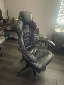 Gaming chair