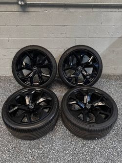 23" OEM Audi Q8 SQ8 RSQ8 Wheels Rims Set of 4 23x10.5 5x112 + Michelin Tires