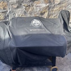 Pit Boss Sportsman 820 Pellet Grill + Cover