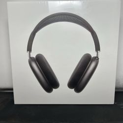 AirPod Maxes OBO