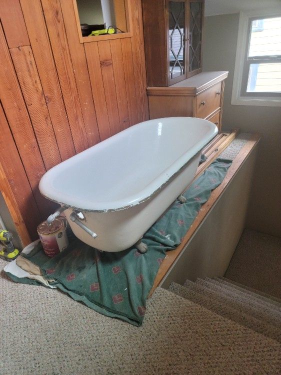 Antique Kohler Claw Foot Tub