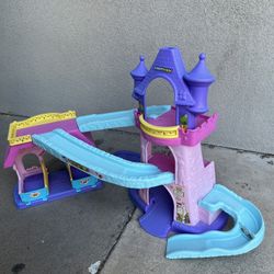Fisher Price Klip Klop Castle 