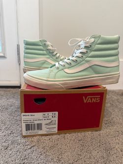 Vans SK8-Hi Slim Gossamer Green / Blanc de Blanc Style VN00018IIMA Women’s 8.5 / Men’s 7
