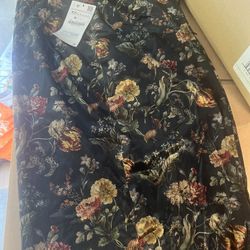 Velvet Floral Pencil Skirt 