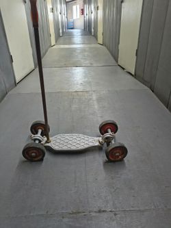 Vintage skeeter skate scooter