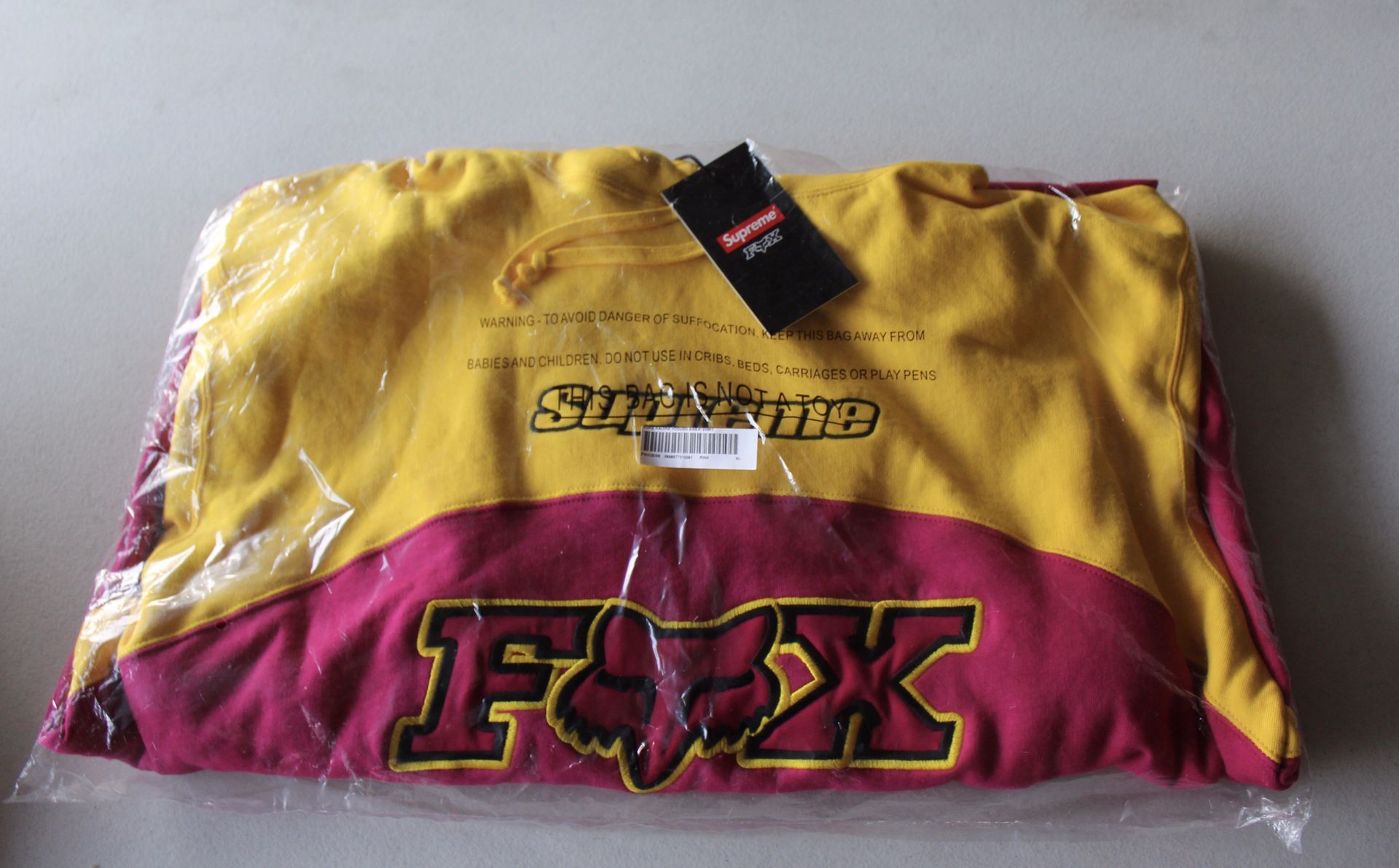Supreme Fox Racing Hooded Sweatshirt Size XL Pink Yellow FW20 New In Hand Hoodie