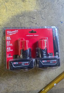 Milwaukee M12 RedLithium XC3.0 Battery 2-Pack
