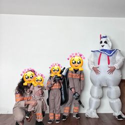 Costume