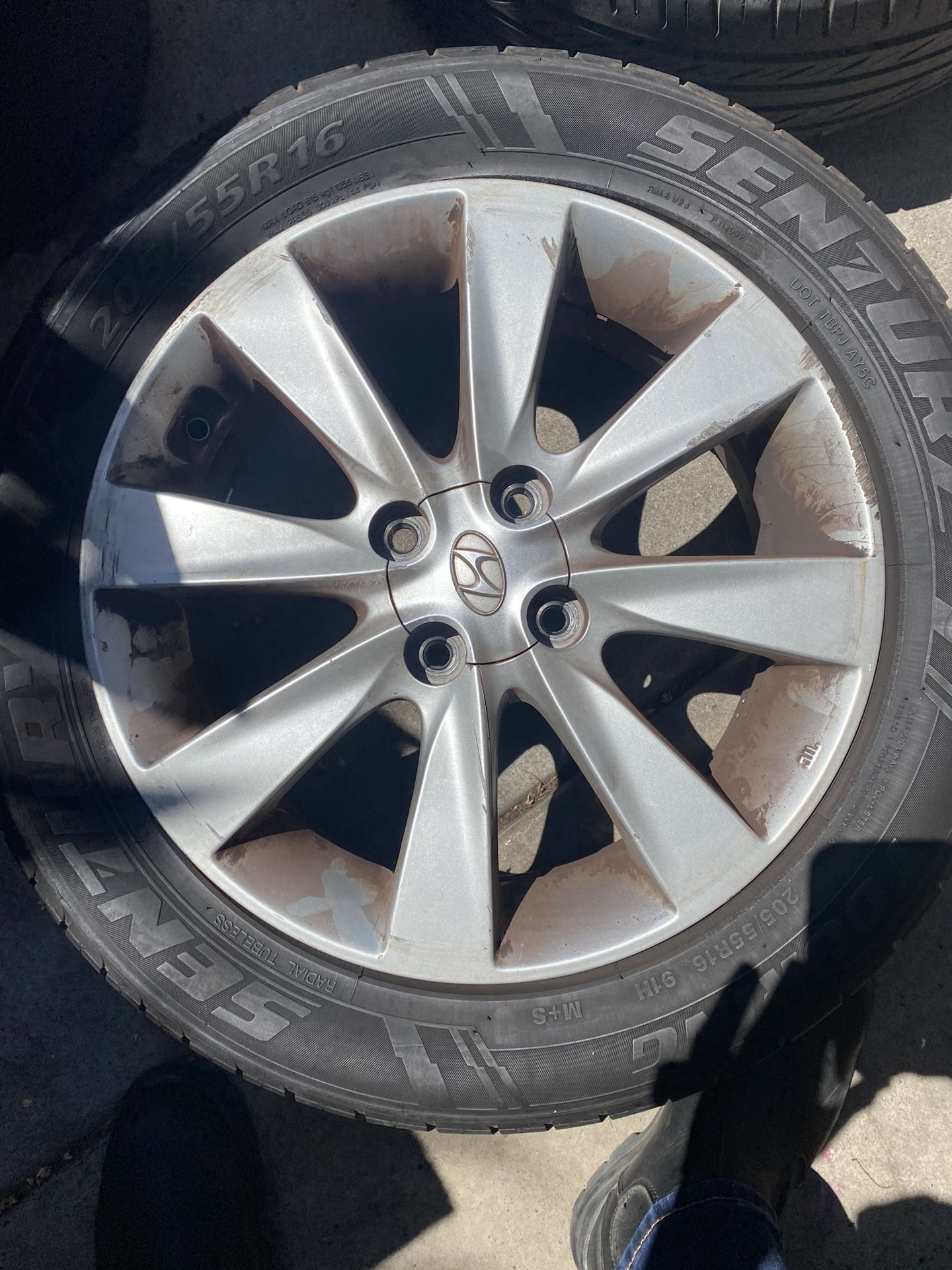 Hyundai Accent 2012 Rims