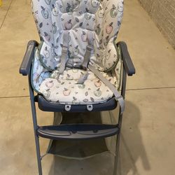 Graco Slim Snacker High Chair