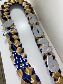 Graduation leis