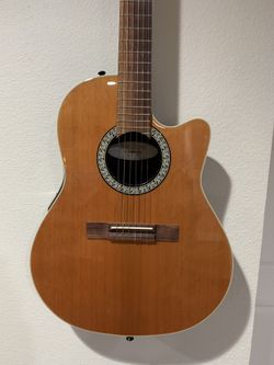Ovation Celebrity CC059 4C Nylon String Guitar in Great Condition for Sale in Houston TX OfferUp