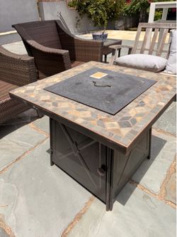 Outdoor Propane Fire Pit Table – Tile Top