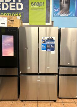  Samsung Bespoke 24 cu. ft. Counter Depth 3-Door French Door Smart Refrigerator in Stainless Steel with Beverage Center