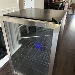Mini Fridge 145 Can 