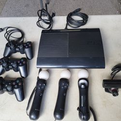 Playstation 3 ,PS3, Console, 3 Controllers, Eye Toy Camera And 3 Motion Wands