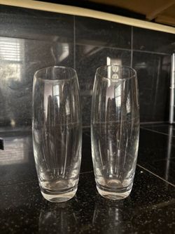 Stemless champagne glasses!