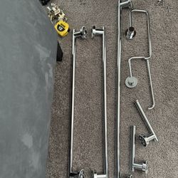Towel Racks & Toilet Paper Holder/Hooks