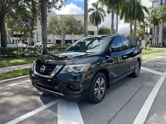 2017 Nissan Pathfinder