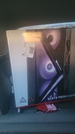 BRAND NEW NEVER BEEN OPEN STR8 OUT THE STORE GAMING PC COMES WITH KEYBOARD ND MOUSE HAS THE LASTEST GRAPHIC CARD
