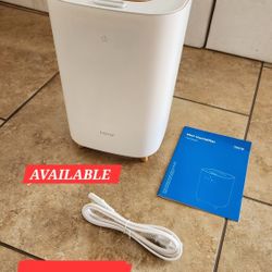 BRAND NEW MINI HUMIDIFIER 