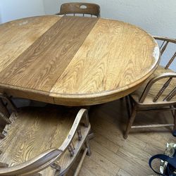 Kitchen Table With 4 Chairs And Leaf 