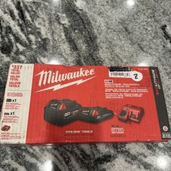 M18/M12 charger and batteries kit. 