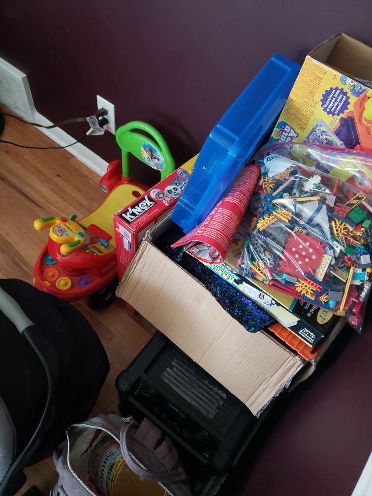 Bunch of kids stuff / toys