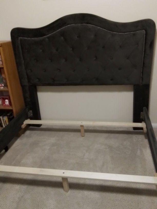 Queen Bed Frame With Gray Padded Tufted Headboard And Footboard