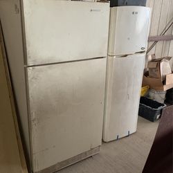 Refrigerator 