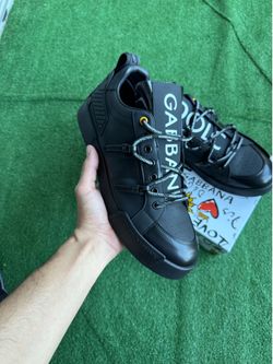 Mens shoes