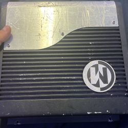 Memphis amplifier works Good  In pretty good shape pretty loud came out of my old car I’m