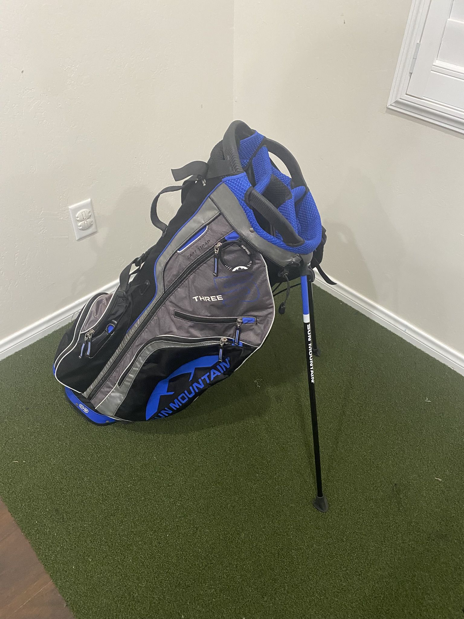 Sun Mountain Blue/grey/black 4 way Divider Golf Bag