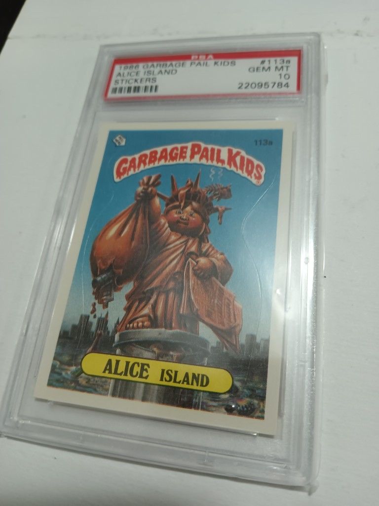 Collectible Cards Graded.