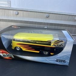 100% Hot Wheels Customized VW Drag Bus 1:18 Diecast Volkswagen Drag Bus w/ Box