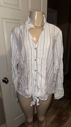 Women's White Dressy Top