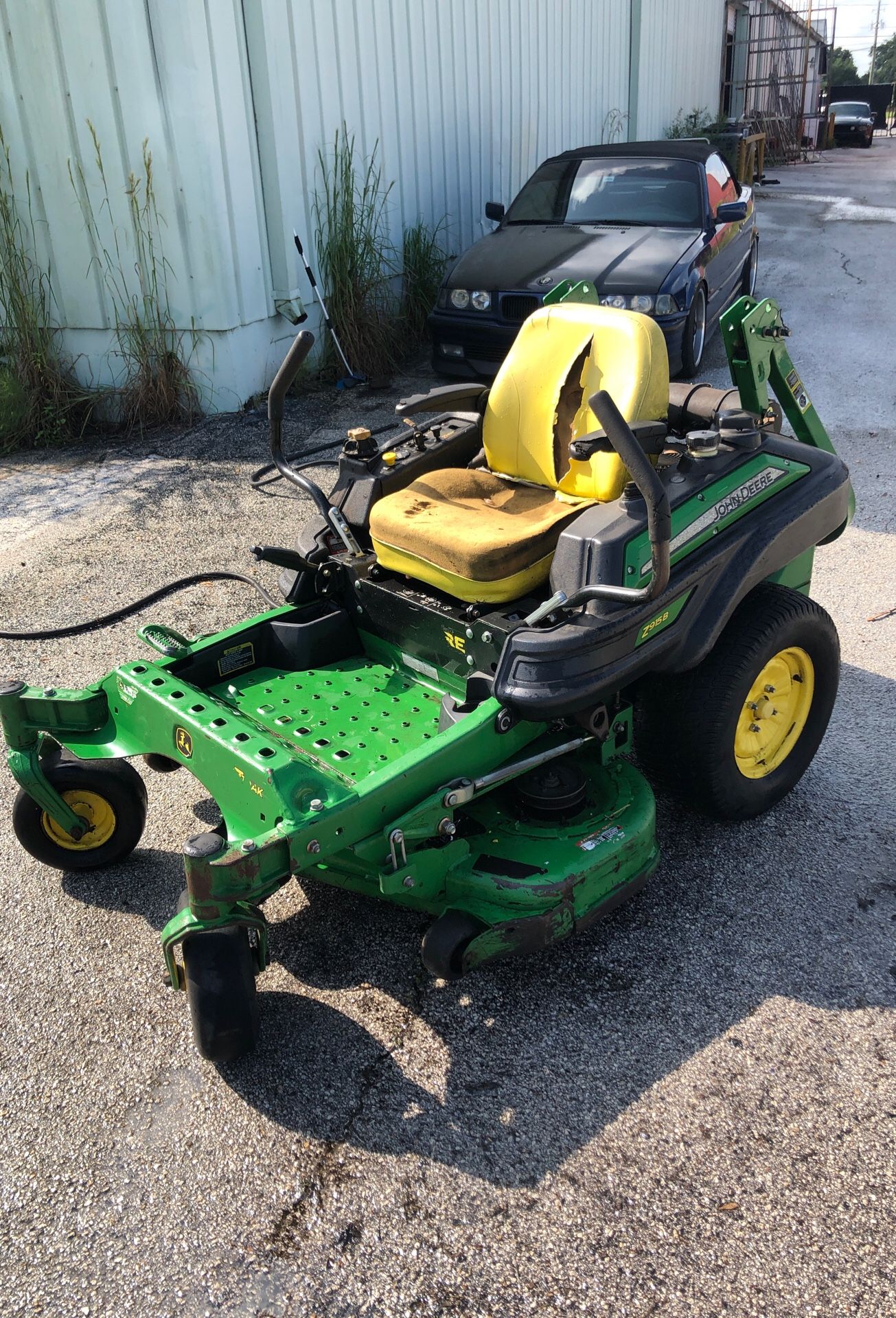 John Deere Z915 B riding mower 48in