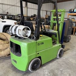 Clark Forklift